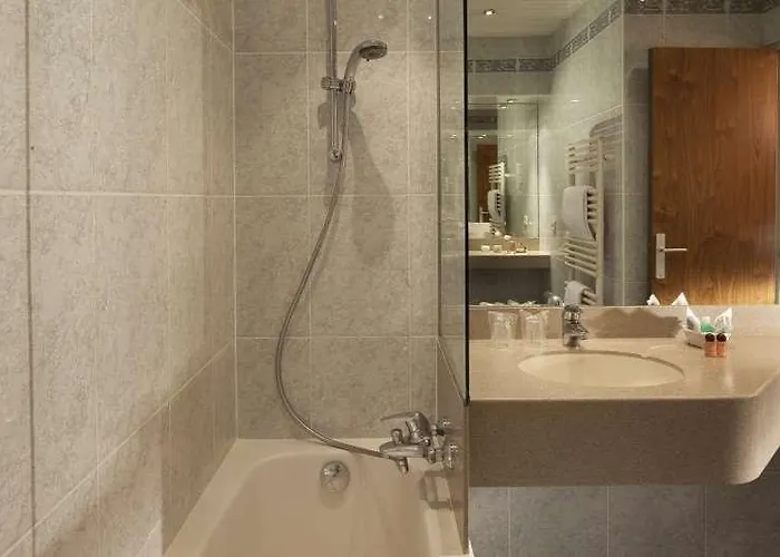 Hotel Cecilia Arc De Triomphe